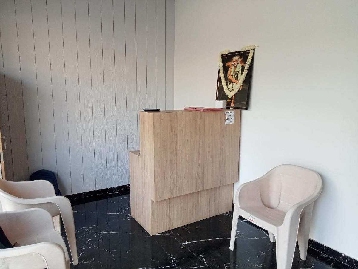 אחמדנגר Hotel Dwarka Palace מראה חיצוני תמונה